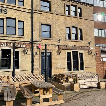 Plumbers Arms Hotel Huddersfield Eksteriør billede